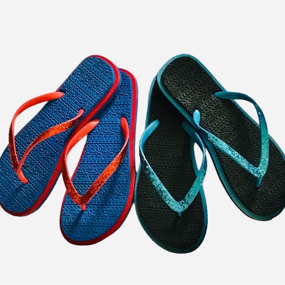 Bling Flip Flops 2 pr - Picture 4 of 5